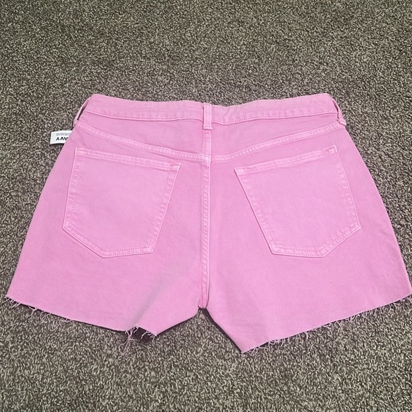 Shorts - Picture 4 of 5